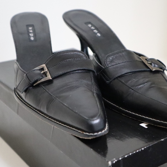 Hype black mules with buckle accent - Picture 1 of 5